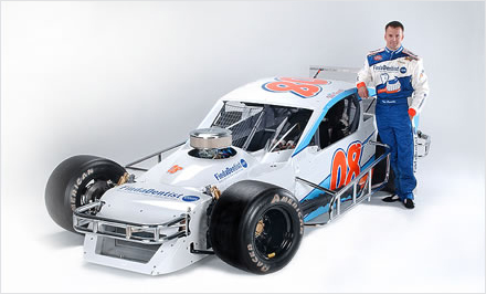 Findadentist sponsor racing 1