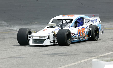 Findadentist sponsor racing 3
