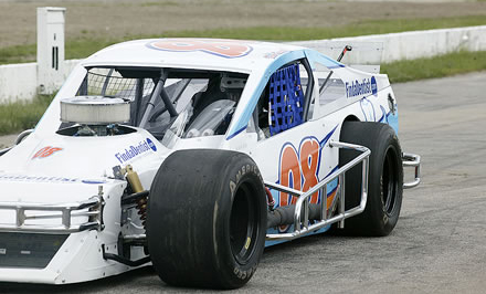 Findadentist sponsor racing 4
